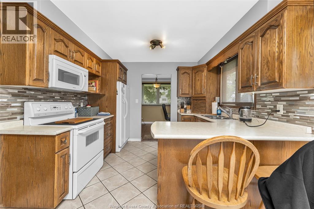 7165 Malden Road, Lasalle, Ontario  N9J 2T8 - Photo 10 - 26013968