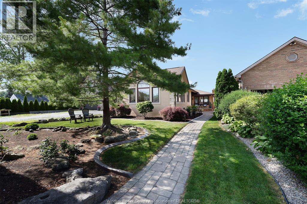 12862 Riverside, Tecumseh, Ontario  N8N 1A8 - Photo 2 - 26013972