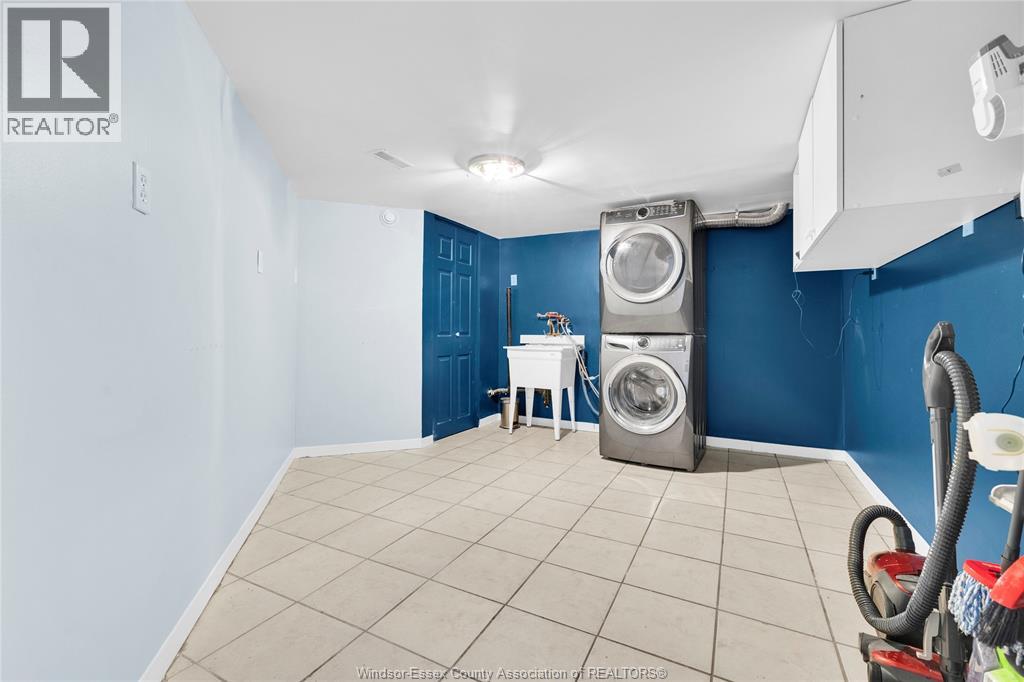 6225 Matchett, Lasalle, Ontario  N9J 2R5 - Photo 33 - 26013917