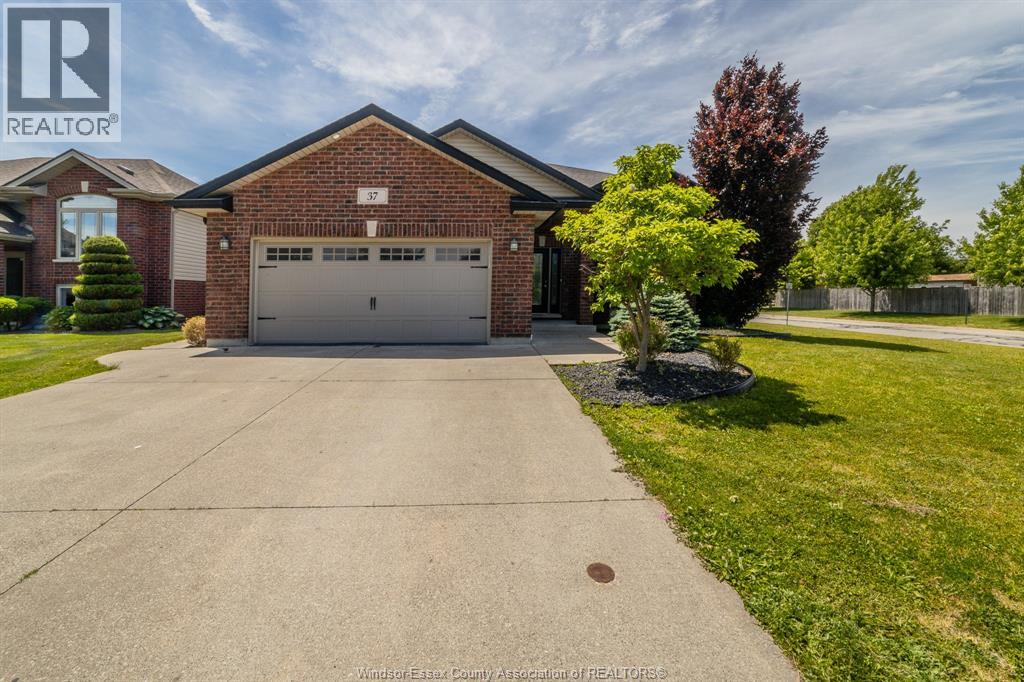 37 Antonio Court, Leamington, Ontario  N8H 5P8 - Photo 1 - 26013381