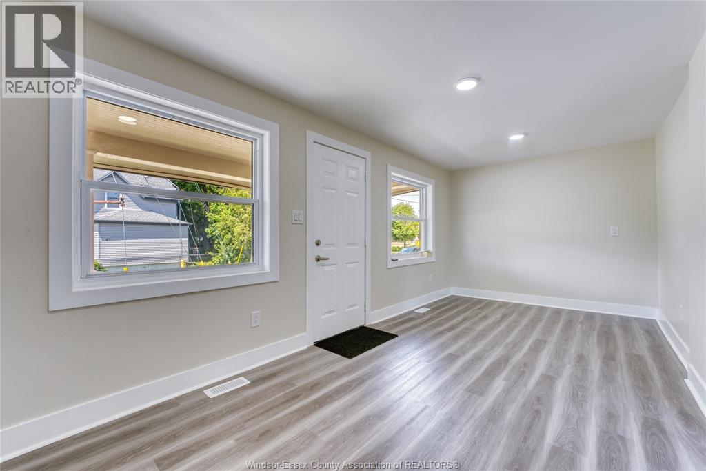 88 Lorne, Chatham, Ontario  N7M 1R9 - Photo 8 - 26013991
