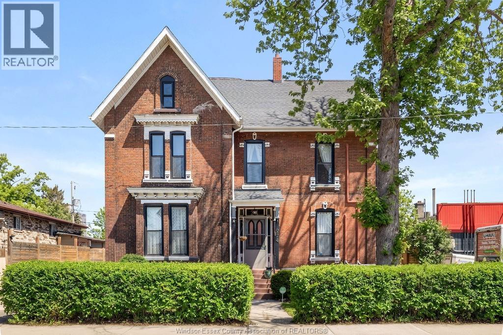 274 Crawford Avenue, Windsor, Ontario  N9A 5C2 - Photo 1 - 26012501