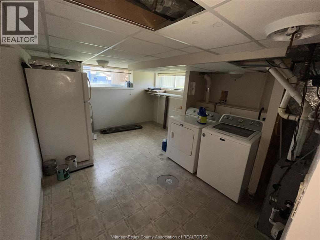 3515 Glenwood Avenue, Windsor, Ontario  N9E 2Y6 - Photo 18 - 26014045