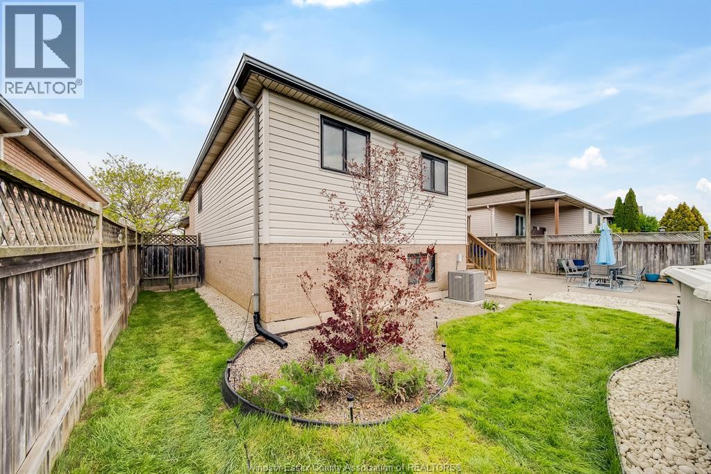 1488 Imperial Crescent, Windsor, Ontario  N9G 2T7 - Photo 47 - 26013982