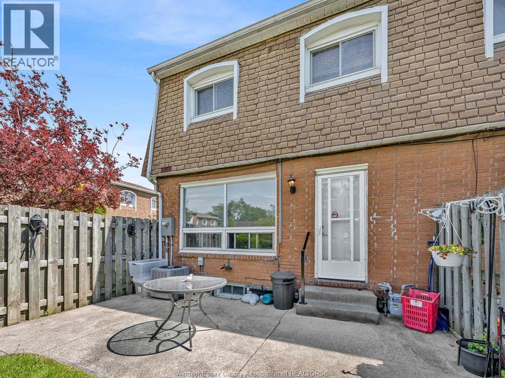 5501 Empress Street, Windsor, Ontario  N8T 3B2 - Photo 5 - 26013799