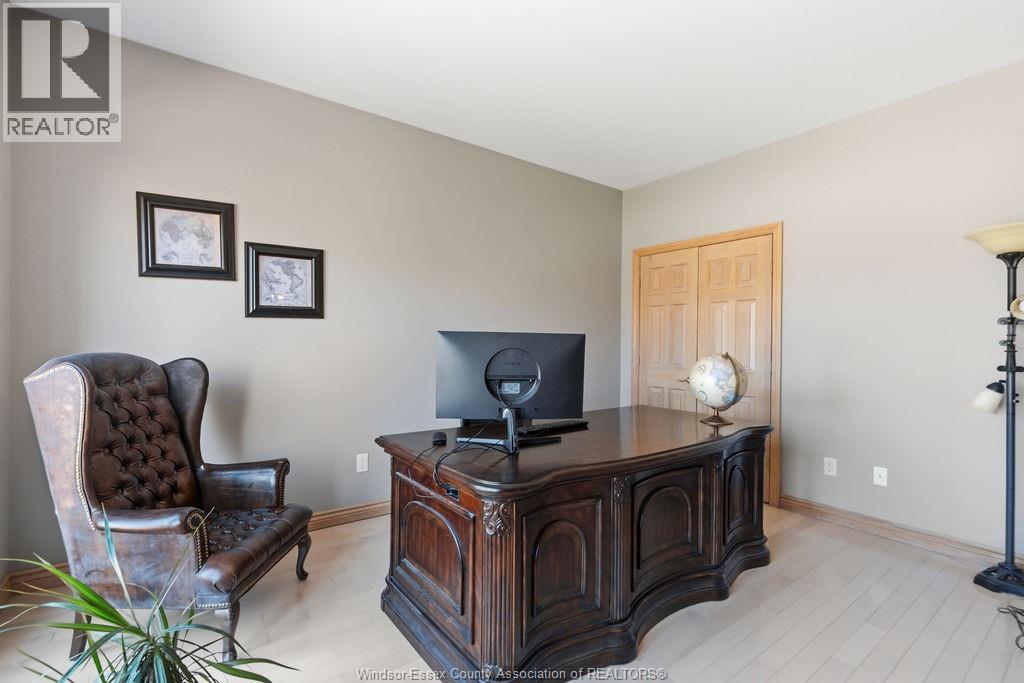 696 George Kennedy Way, Lakeshore, Ontario  N8L 1A3 - Photo 13 - 26014052