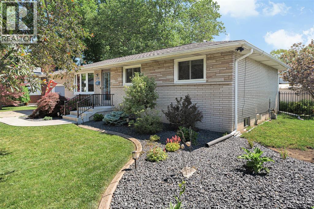 5730 Canada Street, Lasalle, Ontario  N9H 1M3 - Photo 2 - 26014058