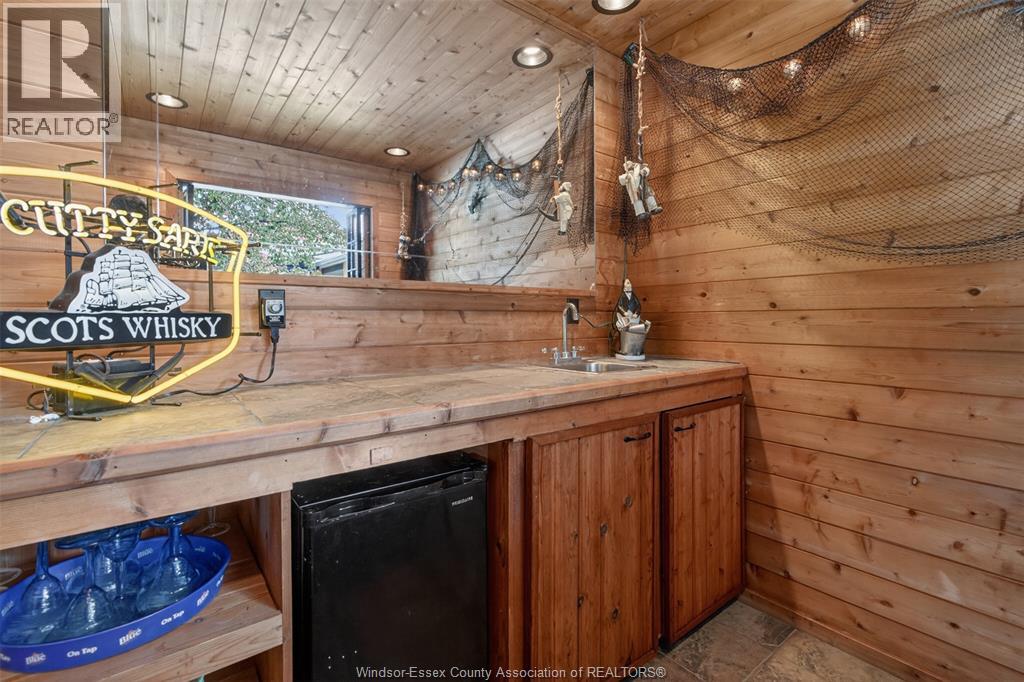 421 Arlington, Tecumseh, Ontario  N8N 2K1 - Photo 42 - 26012899