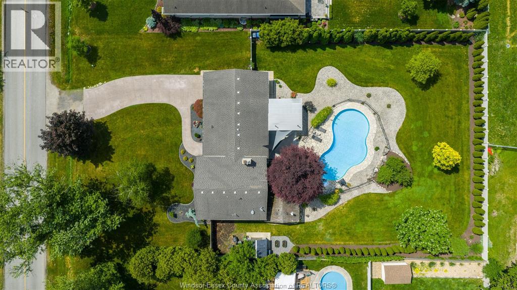 421 Arlington, Tecumseh, Ontario  N8N 2K1 - Photo 5 - 26012899