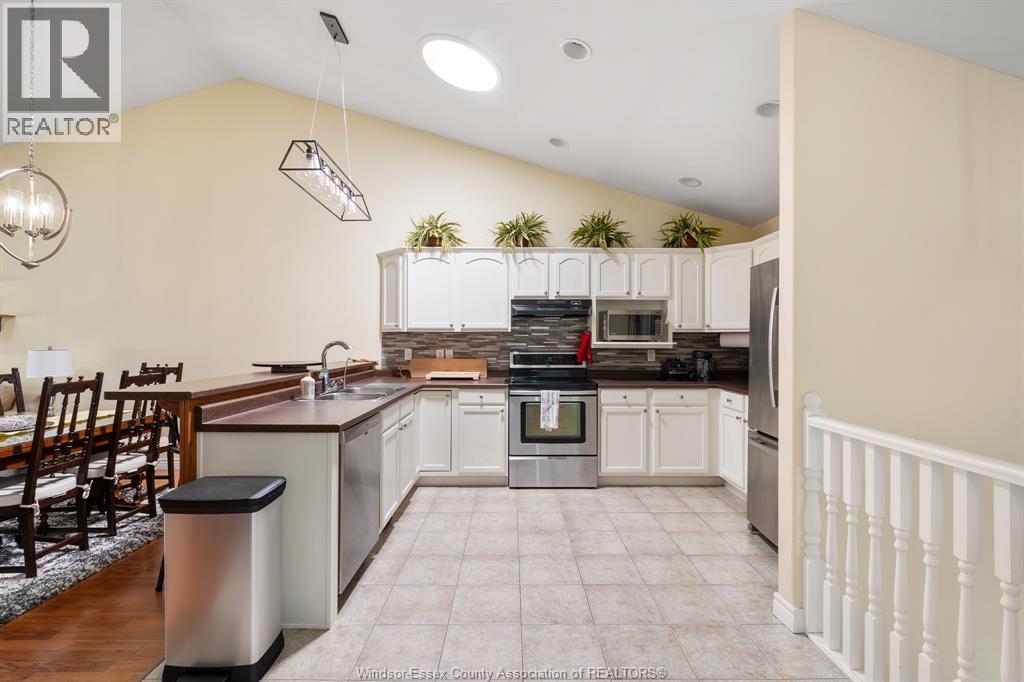 56 Anfred Street, Leamington, Ontario  N8H 5L3 - Photo 6 - 26014098