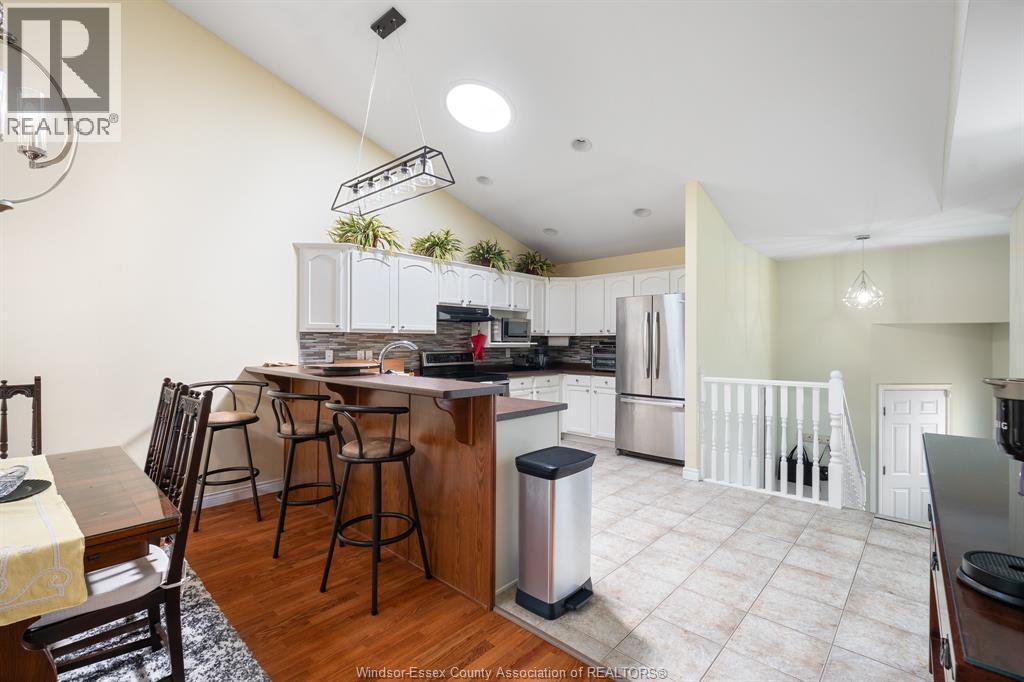 56 Anfred Street, Leamington, Ontario  N8H 5L3 - Photo 8 - 26014098