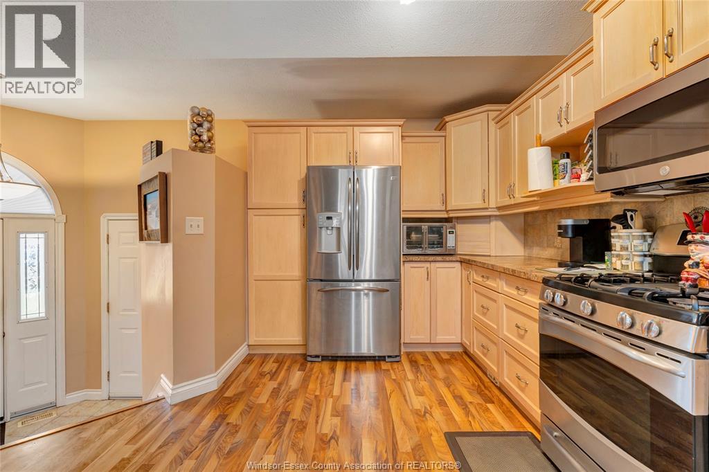 58 Queen's Hill, Leamington, Ontario  N8H 5M5 - Photo 5 - 26014126
