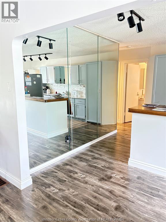 2437 Riverside Drive West, Windsor, Ontario  N9B 1B2 - Photo 11 - 26014077
