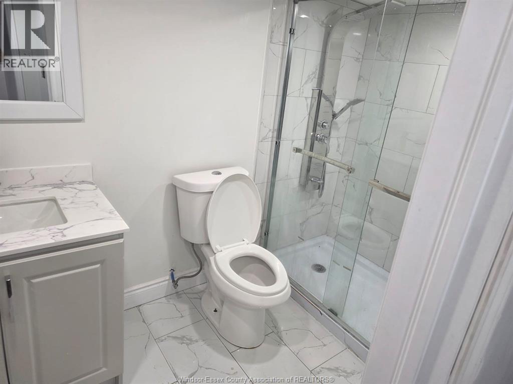 3002 Radisson Unit# Lower, Windsor, Ontario  N9E 1Y5 - Photo 7 - 26014150
