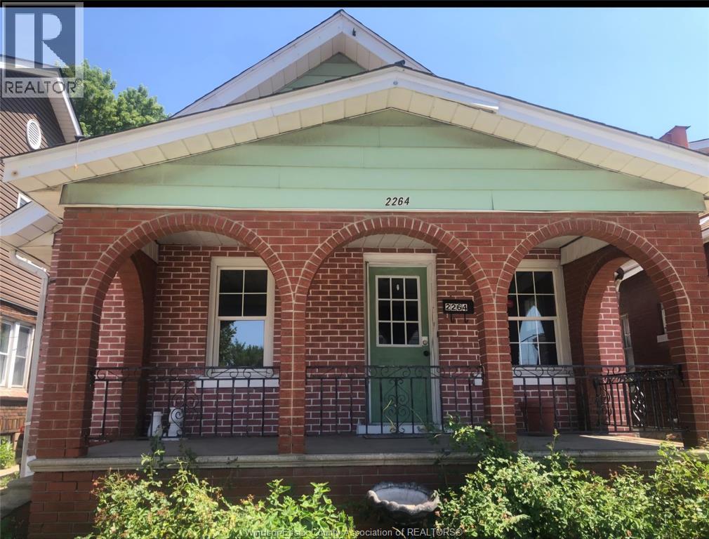 2264 HOWARD, Windsor, Ontario