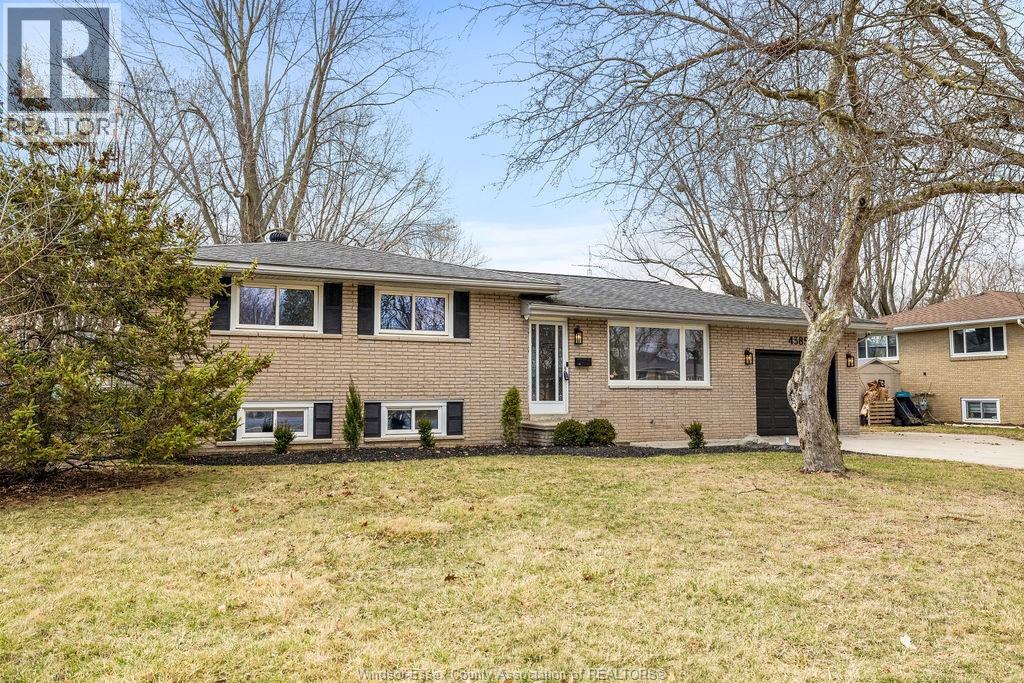 4385 Huron Church Line Road, Lasalle, Ontario  N8H 1H3 - Photo 3 - 26014159