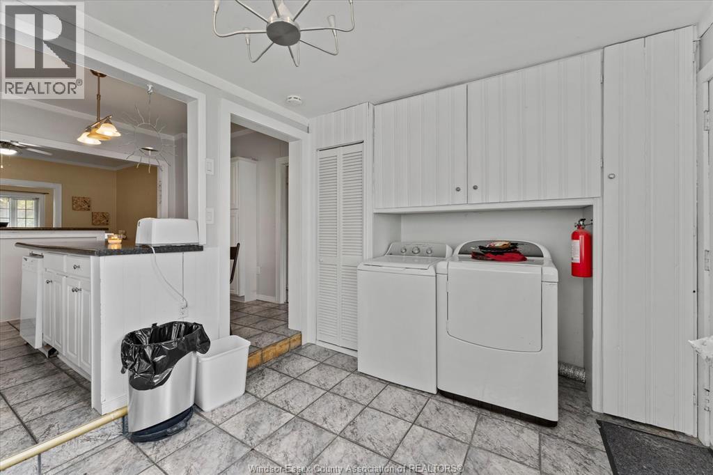 746 Campbell, Windsor, Ontario  N9B 2H7 - Photo 18 - 26014175