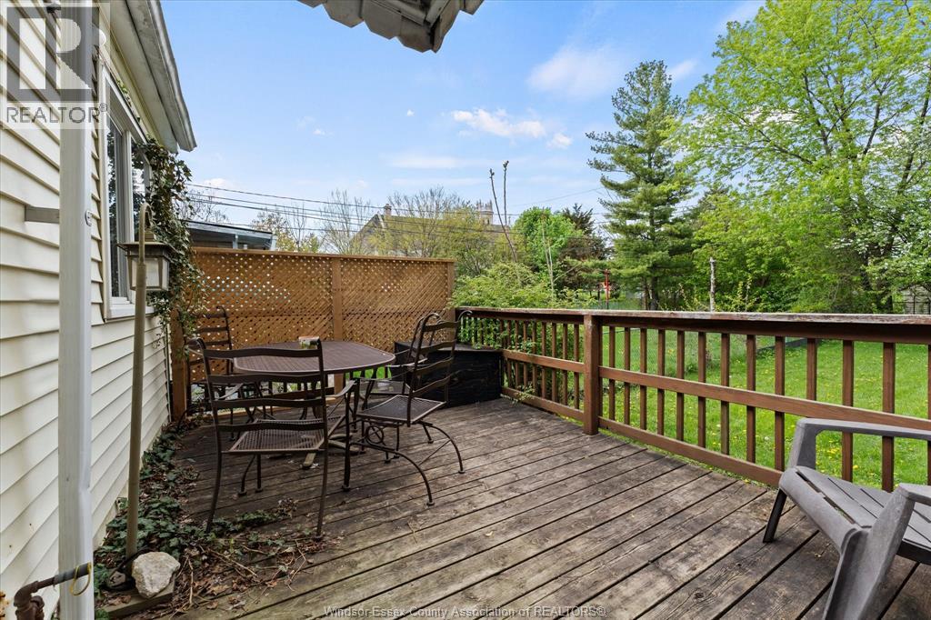 746 Campbell, Windsor, Ontario  N9B 2H7 - Photo 27 - 26014175