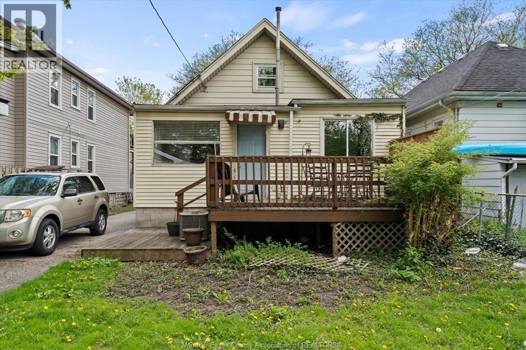 746 Campbell, Windsor, Ontario  N9B 2H7 - Photo 28 - 26014175