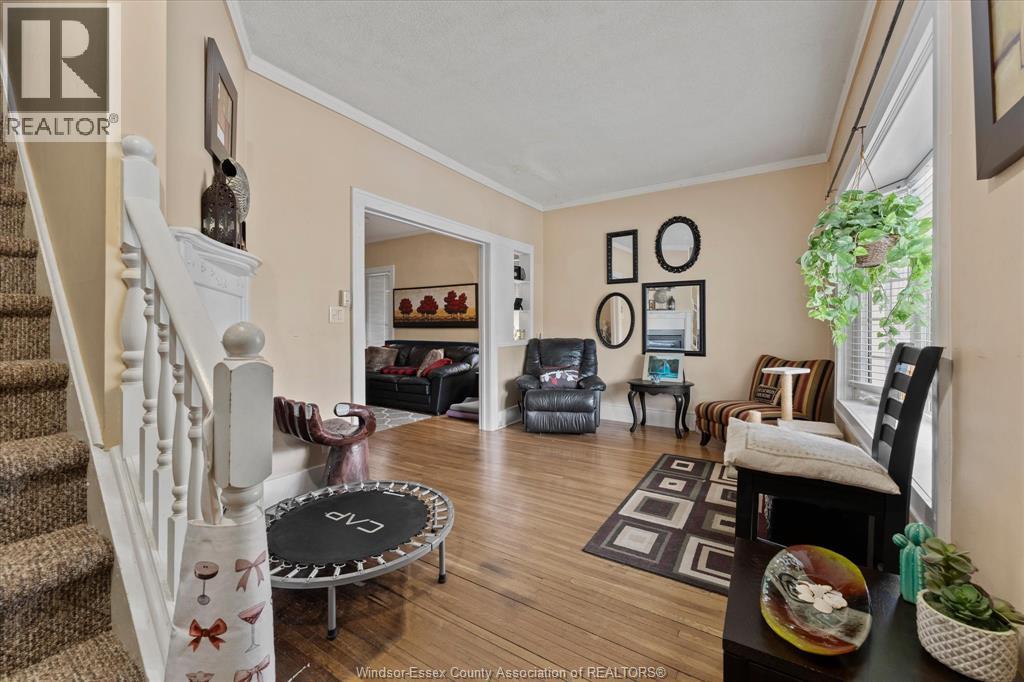 746 Campbell, Windsor, Ontario  N9B 2H7 - Photo 7 - 26014175