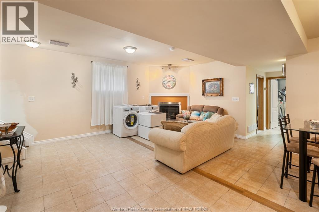 11294 Timber Bay Crescent, Windsor, Ontario  N8R 2L2 - Photo 24 - 26014177