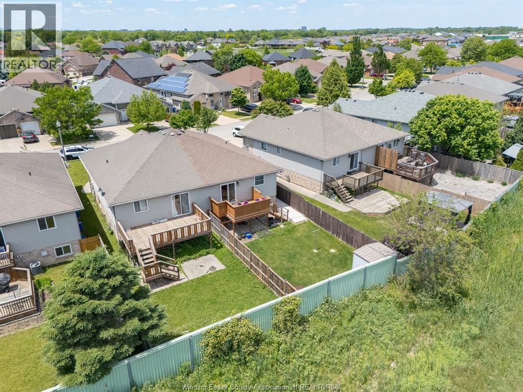 11294 Timber Bay Crescent, Windsor, Ontario  N8R 2L2 - Photo 42 - 26014177