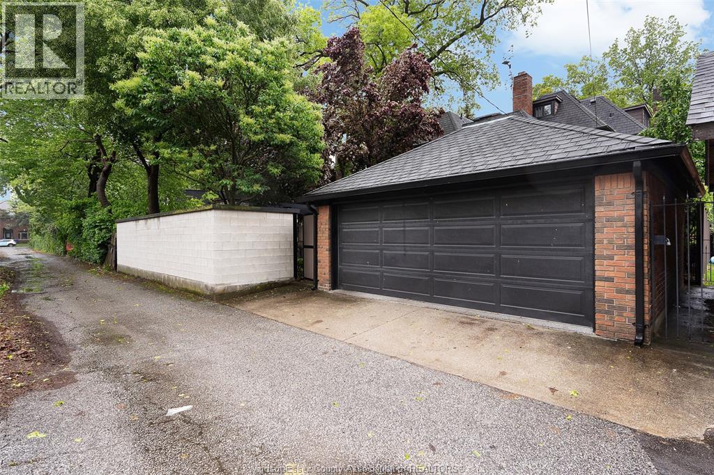 2032 Willistead Crescent, Windsor, Ontario  N8Y 1K5 - Photo 10 - 26014217