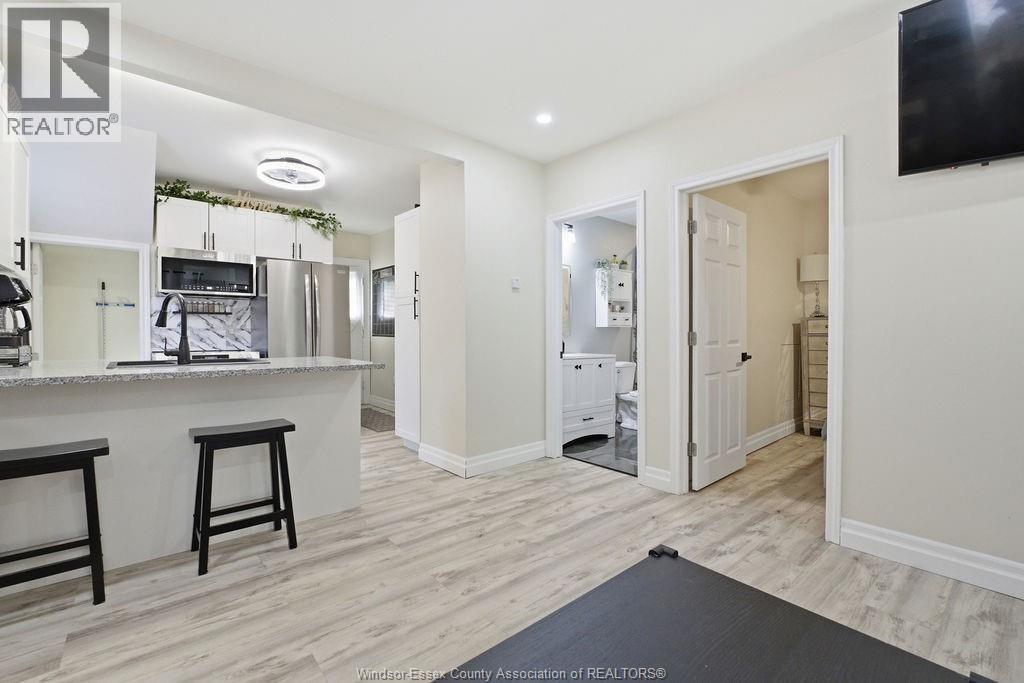 3635 Peter Street, Windsor, Ontario  N9C 1J8 - Photo 7 - 26014234