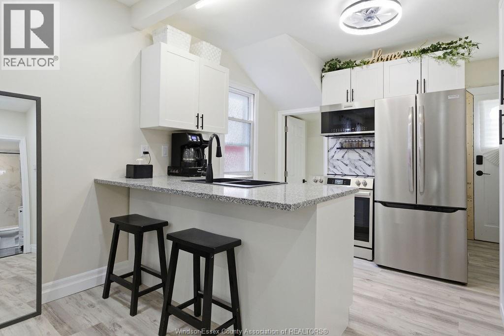 3635 Peter Street, Windsor, Ontario  N9C 1J8 - Photo 9 - 26014234