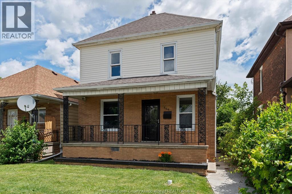 866 Parent Avenue, Windsor, Ontario  N9A 2E1 - Photo 2 - 26014252