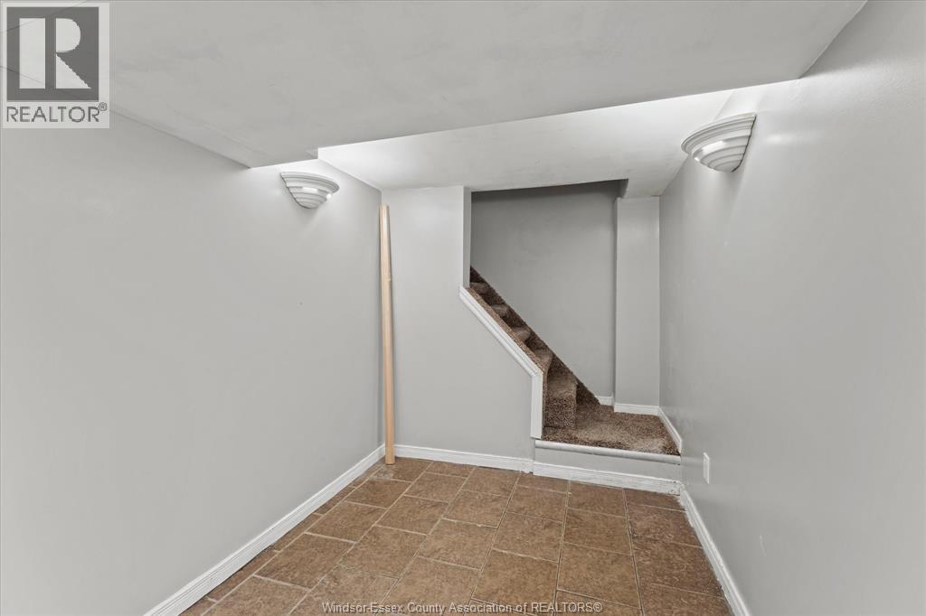 866 Parent Avenue, Windsor, Ontario  N9A 2E1 - Photo 22 - 26014252