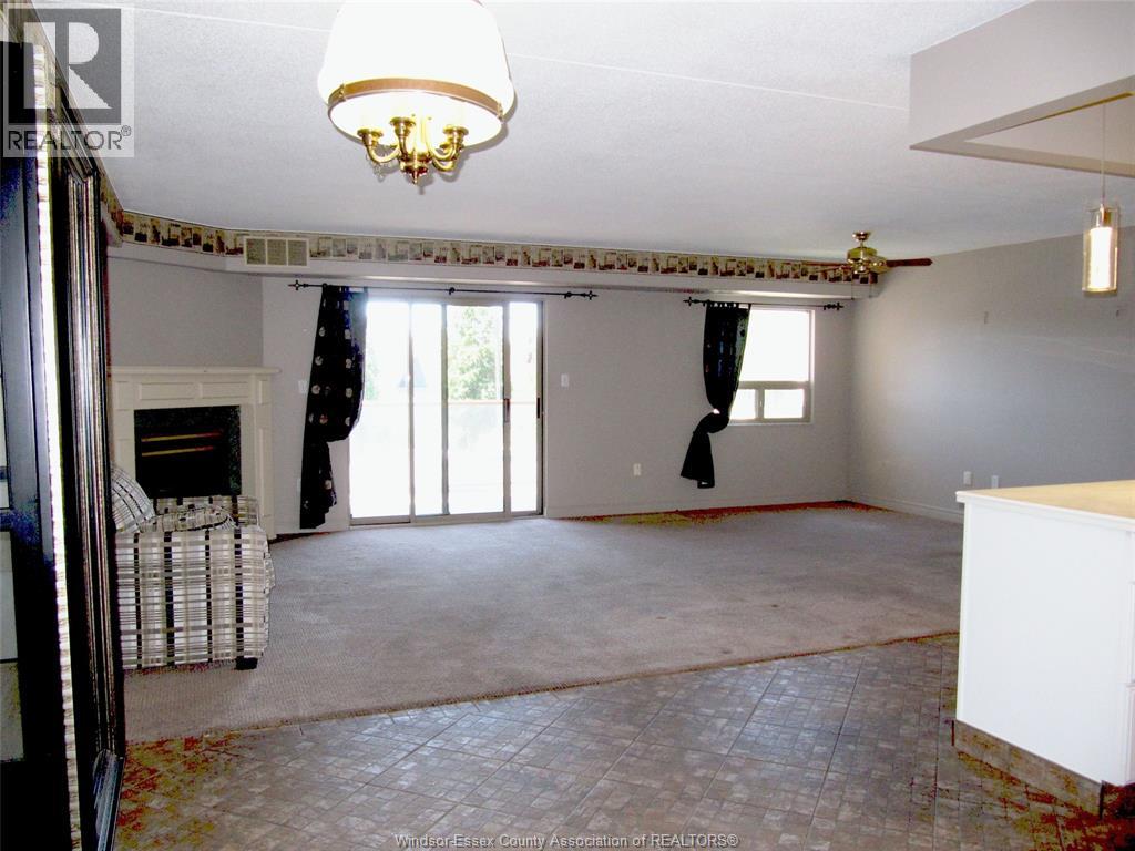 310 Village Grove Drive Unit# 213, Tecumseh, Ontario  N8N 4X7 - Photo 2 - 26014249