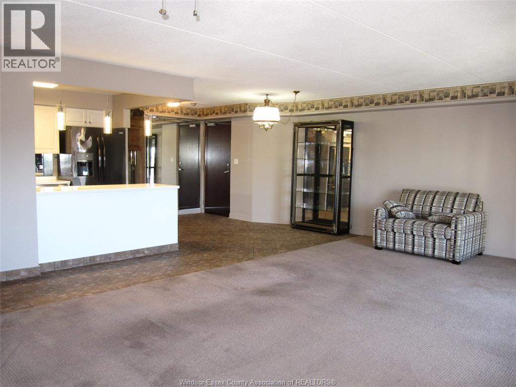 310 Village Grove Drive Unit# 213, Tecumseh, Ontario  N8N 4X7 - Photo 5 - 26014249