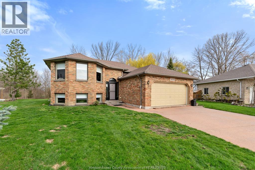 8020 Gardiner Crescent, Mcgregor, Ontario  N0R 1J0 - Photo 2 - 26014243