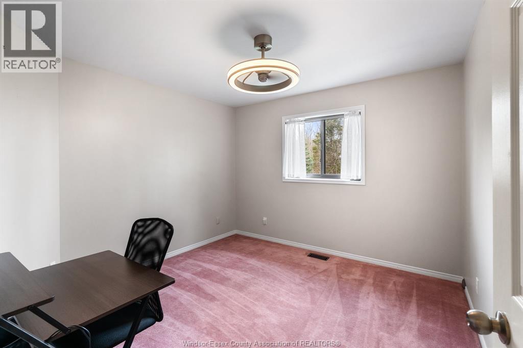 8020 Gardiner Crescent, Mcgregor, Ontario  N0R 1J0 - Photo 20 - 26014243