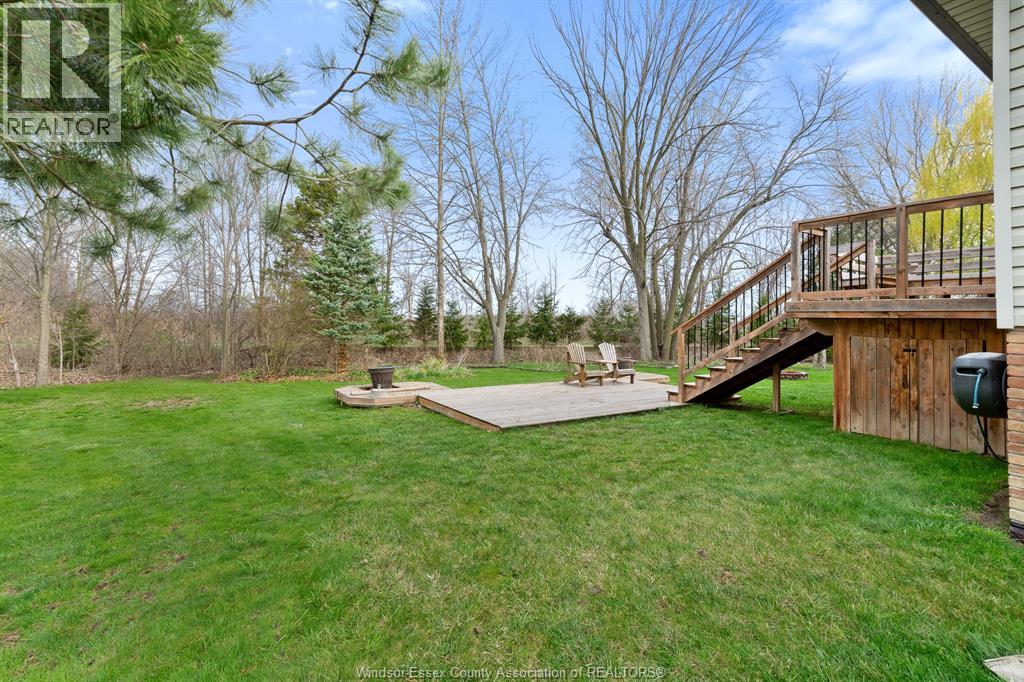 8020 Gardiner Crescent, Mcgregor, Ontario  N0R 1J0 - Photo 4 - 26014243
