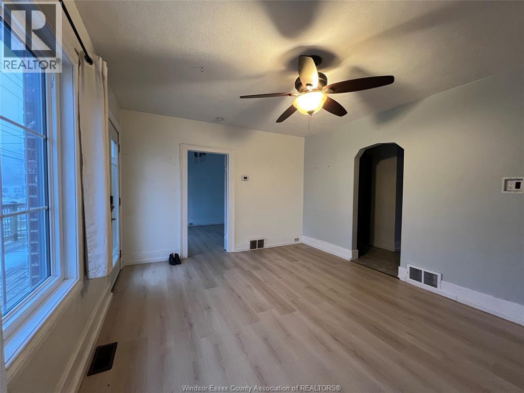 41 Alexandra South West Unit# Front, Chatham, Ontario  N7M 1X9 - Photo 7 - 26014266