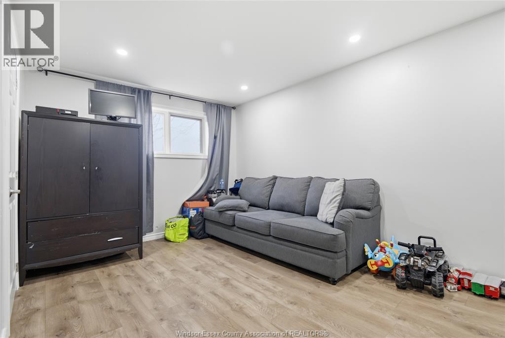 724 Cabana Road East, Windsor, Ontario  N9G 1A4 - Photo 13 - 26014263