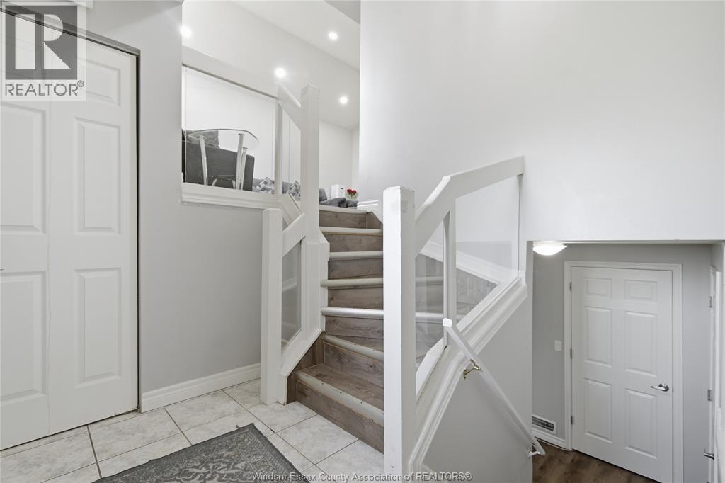 724 Cabana Road East, Windsor, Ontario  N9G 1A4 - Photo 4 - 26014263