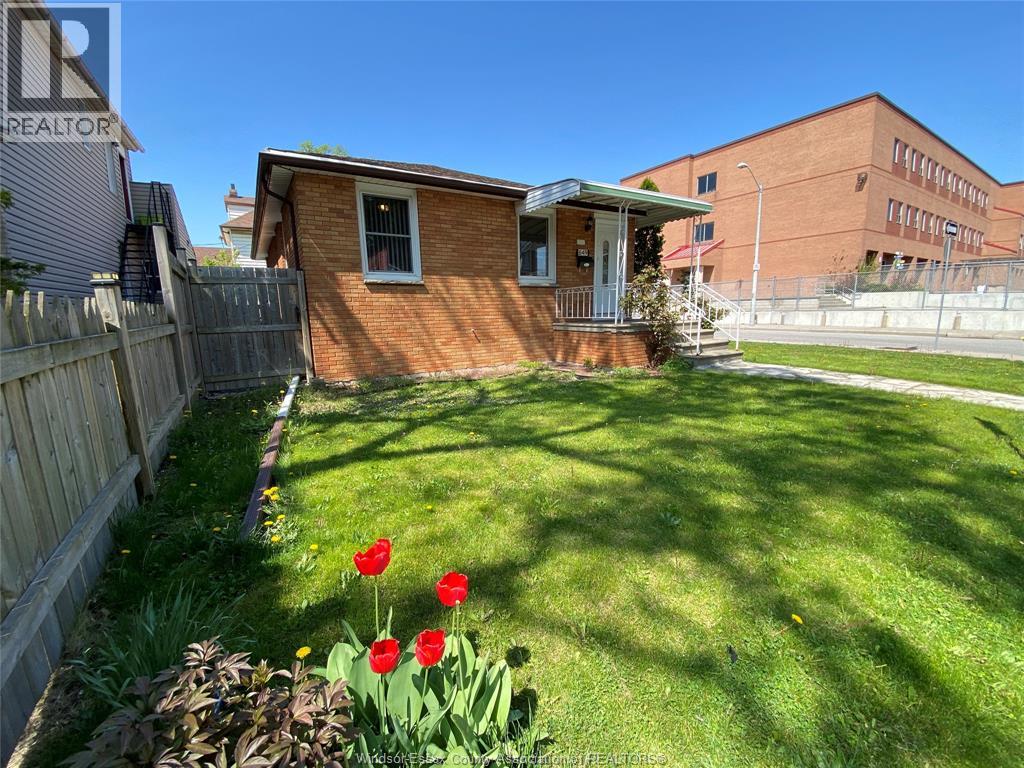 849 DOUGALL AVENUE Unit# LOWER UNIT BDRM 1, Windsor, Ontario