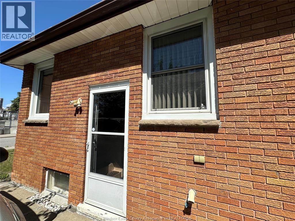 849 Dougall Avenue Unit# Lower Unit Bdrm 1, Windsor, Ontario  N9A 4R3 - Photo 2 - 26014288