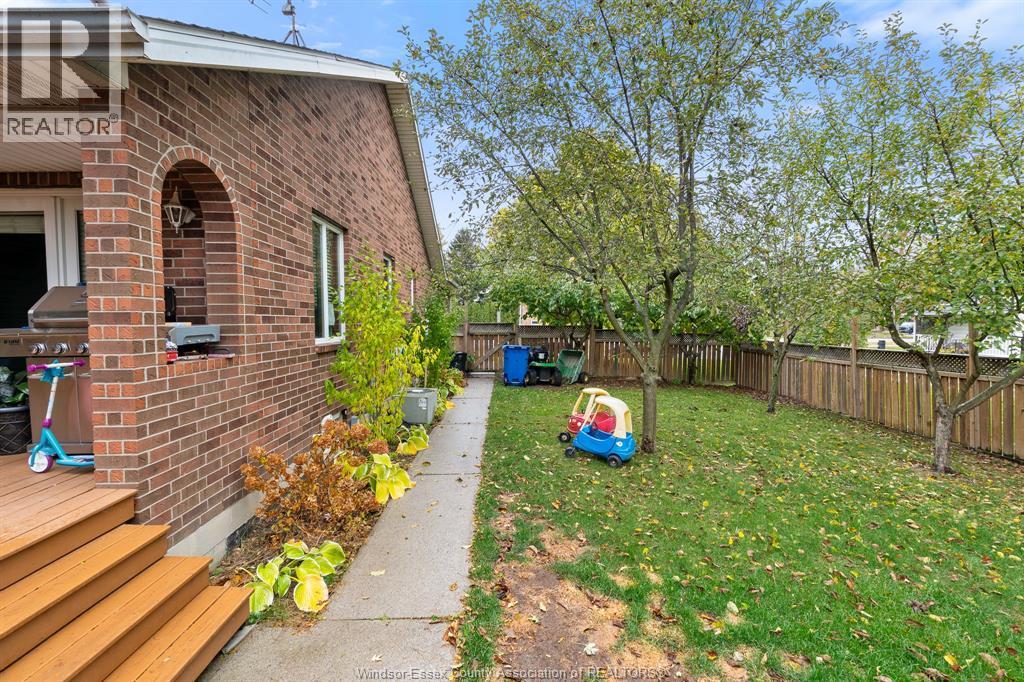 879 Road 2 W, Kingsville, Ontario  N9Y 2E4 - Photo 33 - 26014296