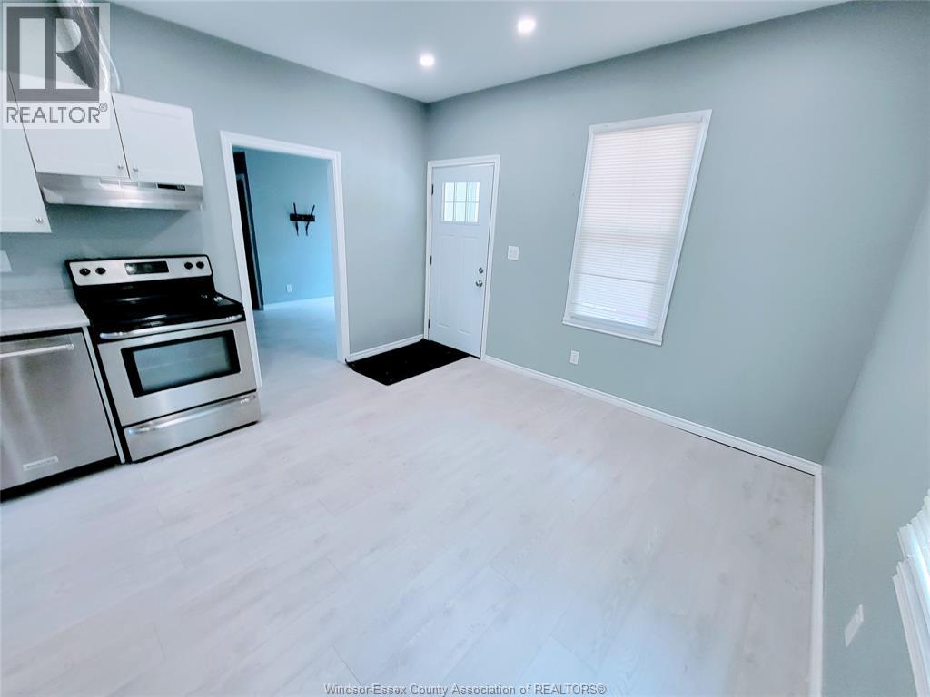 3092 Sandwich Unit# Main, Windsor, Ontario  N9C 1A4 - Photo 4 - 26014292