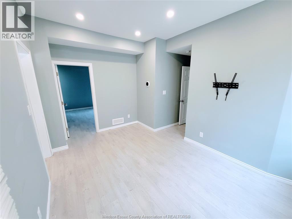 3092 Sandwich Unit# Main, Windsor, Ontario  N9C 1A4 - Photo 6 - 26014292