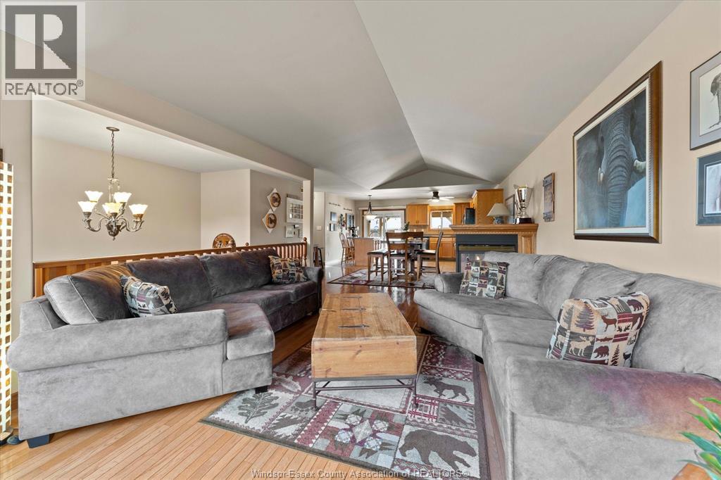 435 Fields Avenue, Lasalle, Ontario  N9J 3S6 - Photo 10 - 26014310