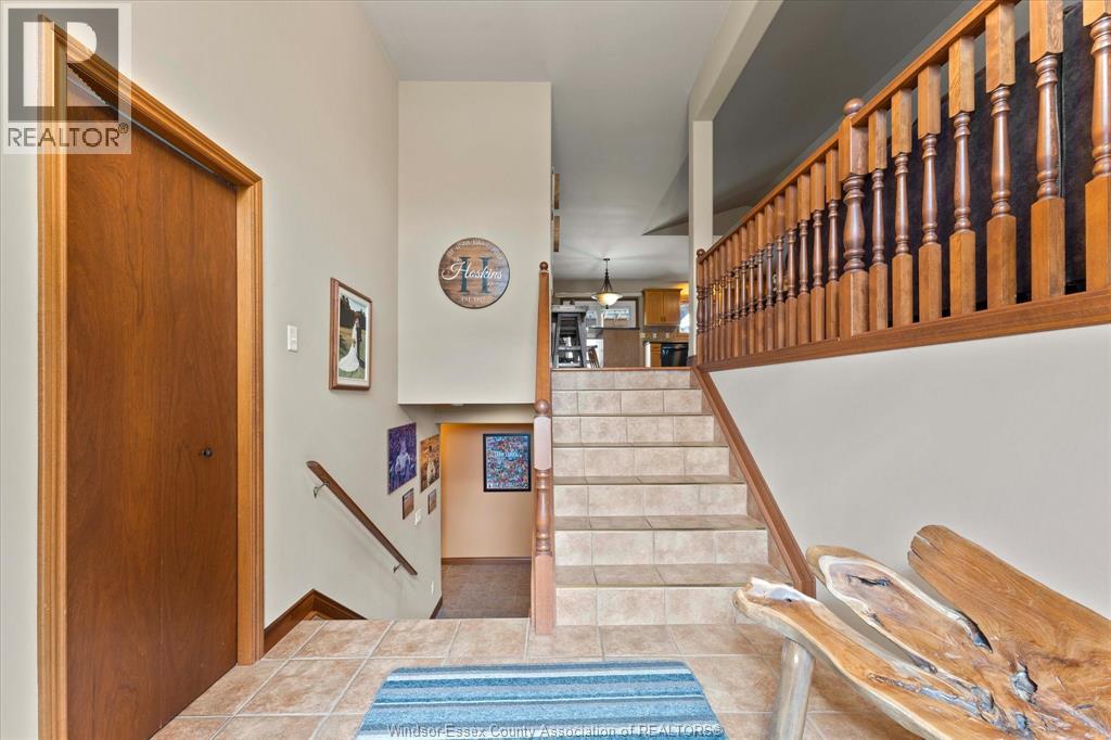 435 Fields Avenue, Lasalle, Ontario  N9J 3S6 - Photo 5 - 26014310