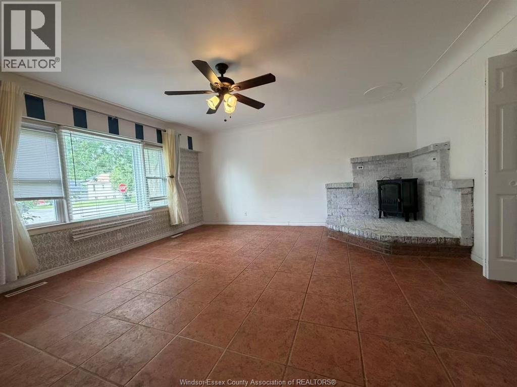 307 Sacred Heart Drive, Lasalle, Ontario  N9J 1T1 - Photo 12 - 26014319
