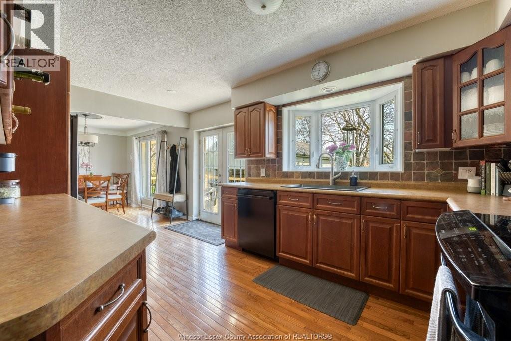 326 Centre Street, Essex, Ontario  N8M 1R4 - Photo 10 - 26014327