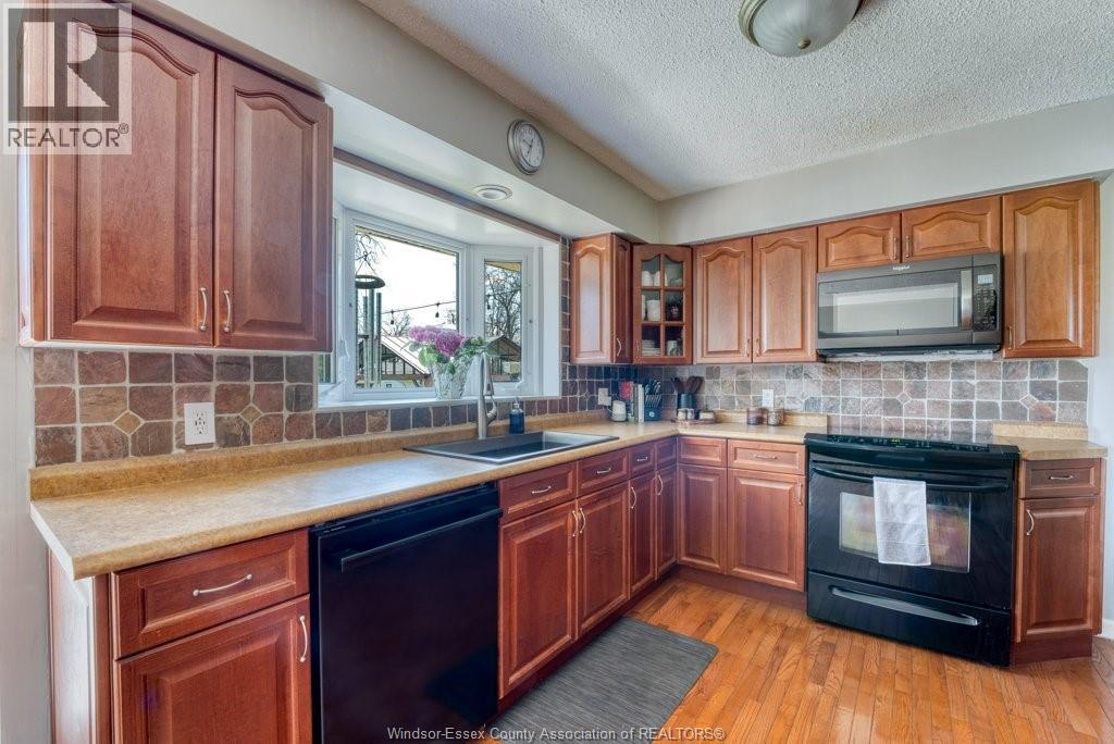 326 Centre Street, Essex, Ontario  N8M 1R4 - Photo 16 - 26014327