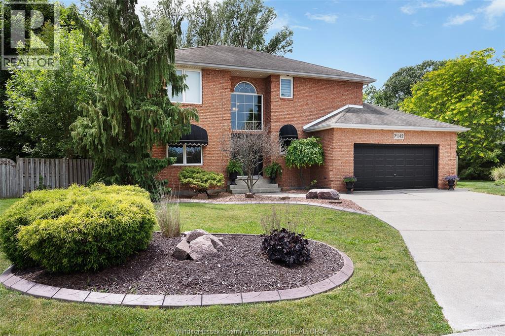 142 Pheasant Run, Lakeshore, Ontario  N0R 1A0 - Photo 1 - 26014341